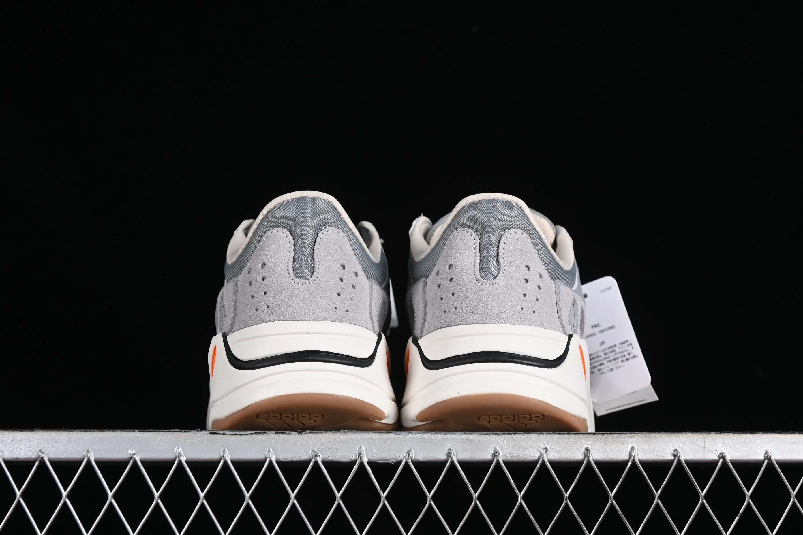All Categories Ad Yeezy Coconut Series G Version Ad Yeezy Boost 700 "Magnet" FV9922 Kanye Coconut 700 3M Reflective Running Shoes